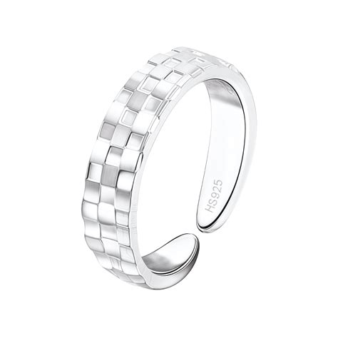 HighSpark Checkered Embossed Toe Ring - Band Ring - 925 Sterling Silver ...