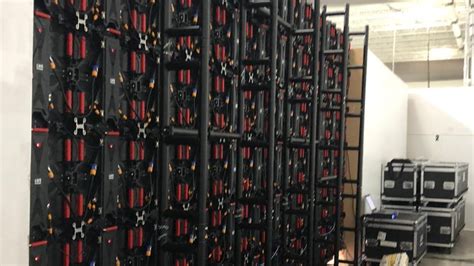 Tan Screen Installation 的图像结果