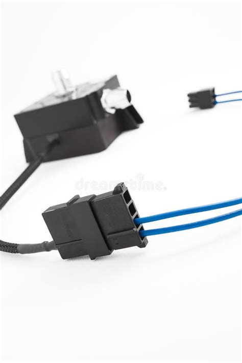 Cables Inside a Computer 的图像结果