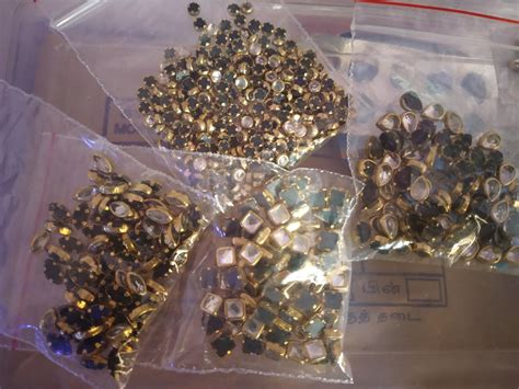 Khushi Handicrafts - 45 Grams Small Kundan Stones, Kundans Bezels ...