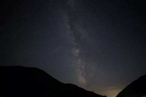 Perseid Meteor Shower 2023: Spectacular pictures show shooting stars ...