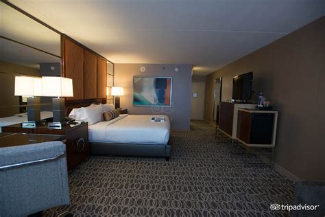 MGM Grand Rooms: Pictures & Reviews - Tripadvisor