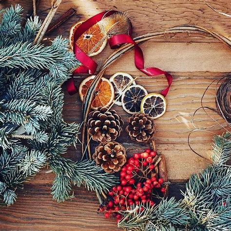 Luxury Christmas Wreath Making Class, Staveley Hall, Chesterfield, 25 ...