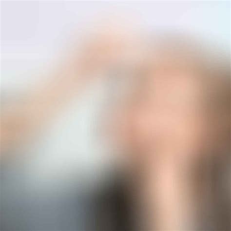 Xiidra vs Restasis: Effectiveness, Cost & Safety