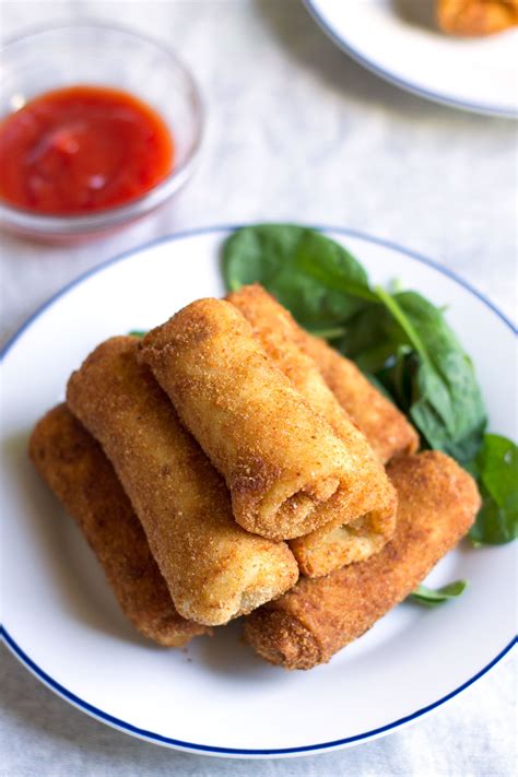 Malabar Chicken Roll Recipe - Suji's Cooking