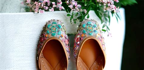 Buy Handcrafted Designer Juttis for Women Online - Amaryllis For Her