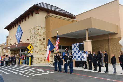 Sam’s Club Now Open in Valley Ranch Town Center