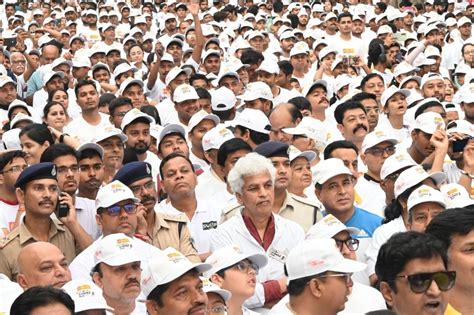 MP: Thousands Participate In Ahimsa Run & Run for Democracy In Jabalpur ...