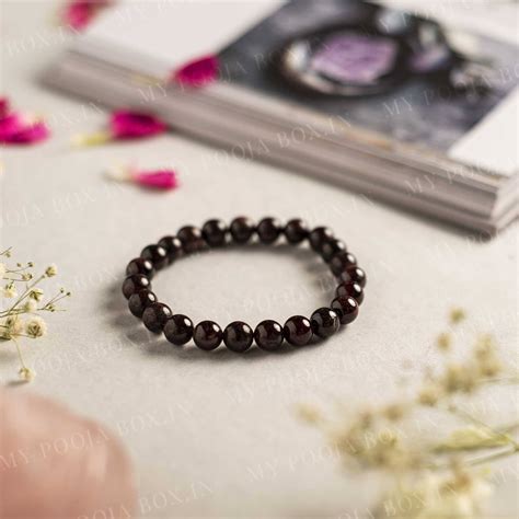 Buy Garnet Crystal Healing Bracelet | Stone of Commitment - Online in ...