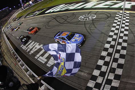 Despite Ratings Bump, One Major Problem Persists for NASCAR on the CW ...