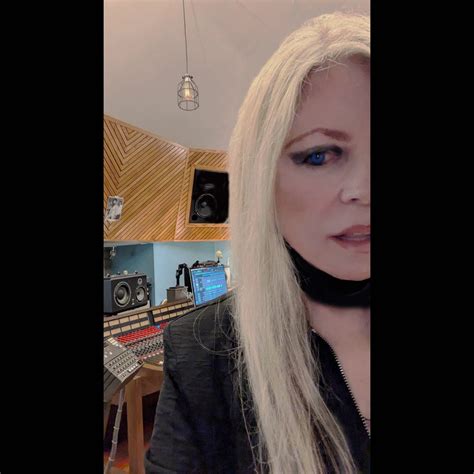 Jinx Dawson 𝕵𝖎𝖓𝖝 𝖆𝖓𝖉 𝖙𝖍𝖊 𝕮𝖔𝖛𝖊𝖓 | In my 75th birthday suit for my 75th ...