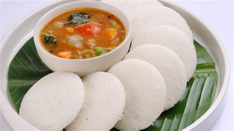 ഇഡ്ഡലിയും സാമ്പാറും ശീലമാക്കിക്കോളൂ; ശാസ്ത്രീയ വശം ഇതാണ്