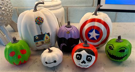Disney Pumpkin Painting Ideas: Let's Paint Disney Pumpkins! - WDW ...