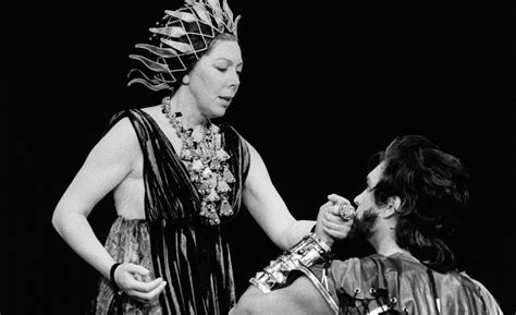 Spotlight on... Dido and Aeneas | Scottish Opera