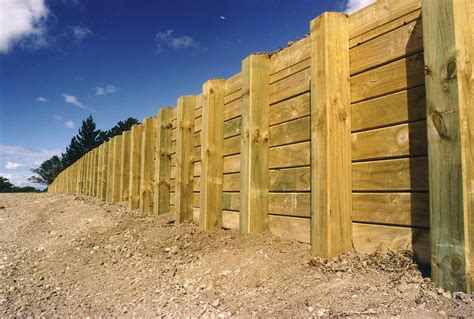 Wood Piling Retaining Wall Bearing Piles / King Post Walls J N