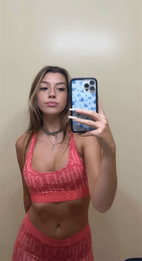 Perky boobs : r/SissySheridan_HQ