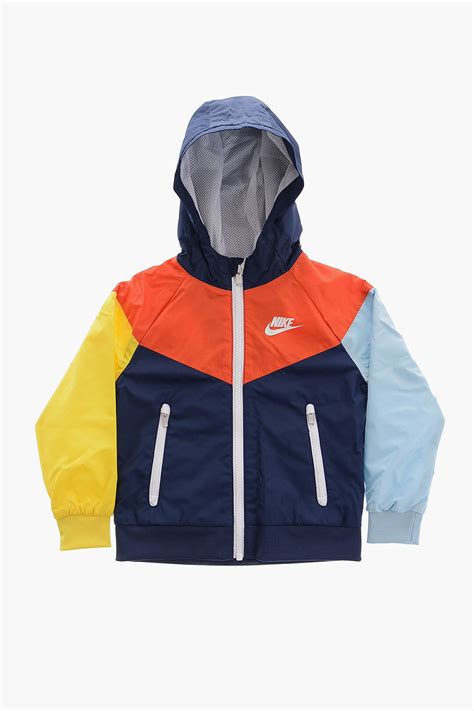 Nike KIDS Lightweight Windbreaker Jacket and Shorts Set boys - Glamood ...