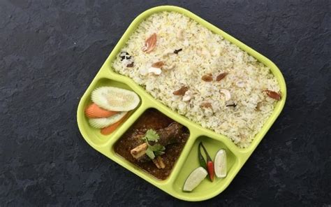 Durga Puja Dine-In At The Peerless Inn | WhatsHot Kolkata