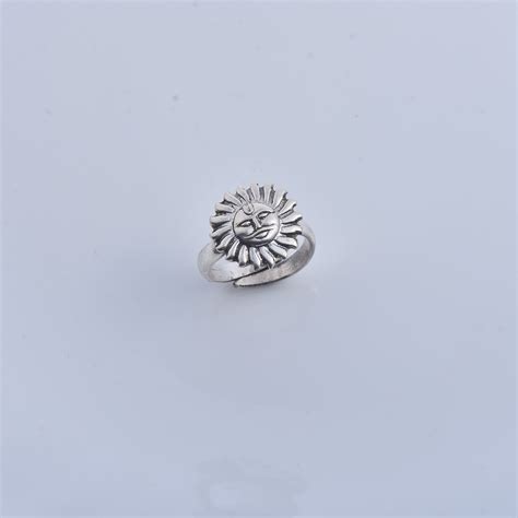 Silver Sun Ring – Silveristhan