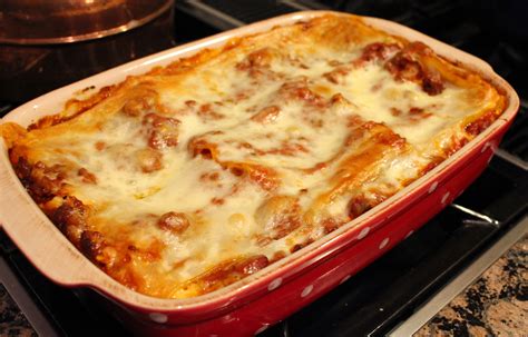 World?s Best Lasagna ? Dallas Duo Bakes