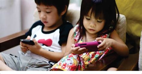 Efek Negatif Penggunaan Gadget Berlebihan Pada Anak-Anak - Agen87