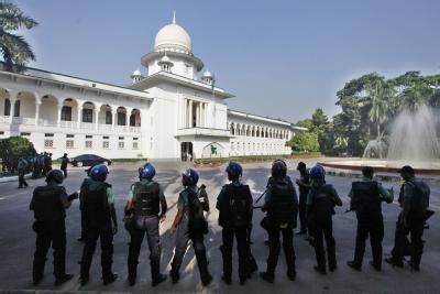 Bangladesh: Radical outfit threatens to oust Yunus govt over Hadi murder