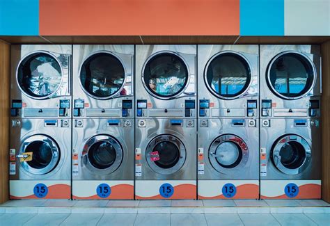 Key Insights for Operating a Profitable Laundromat | LaundroBoost