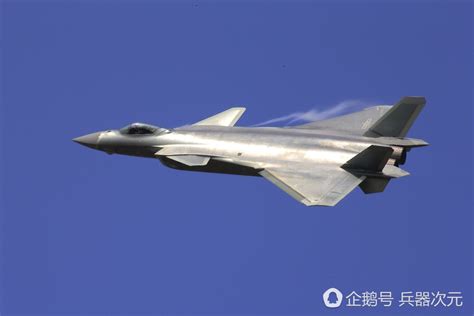 歼-35：最新350003原型机曝光，刷上了醒目的八一军徽标志_腾讯新闻