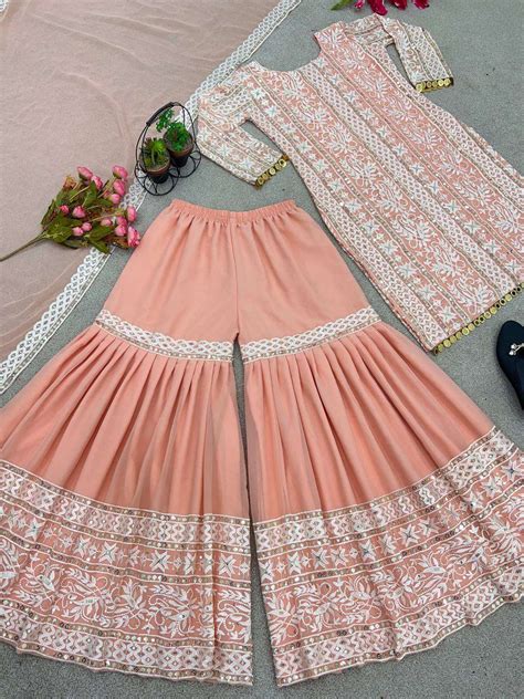 ZSR 3053 PEACH COLOUR FOX GEORGETTE WITH EMBROIDERY WORK PAKISTANI ...