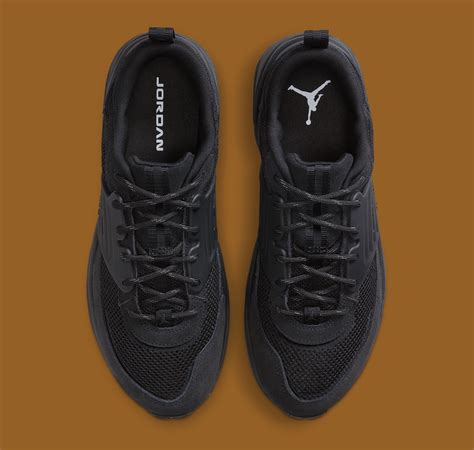 Jordan Trunner O/S Black Cat IB3722-003