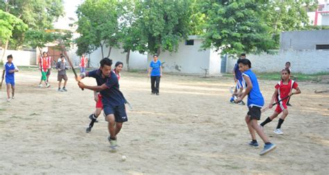 This Dutch Goalkeeper Is Mending Dreams Of Indian Hockey Aspirants