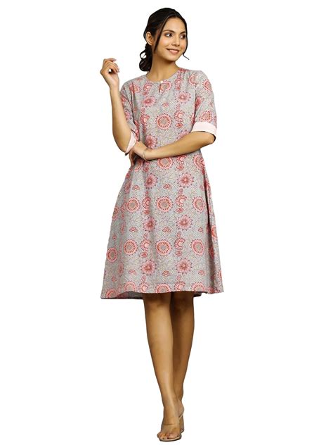 Buy Ravaiyaa - Attitude is everything 100% Cotton Printed Round Neck ...