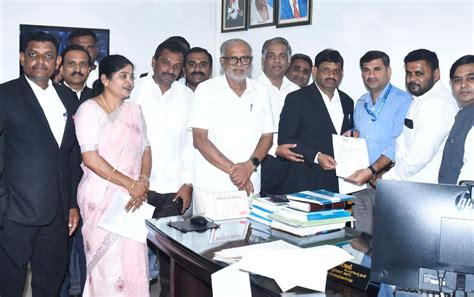 ತುಮಕೂರು | ಎಚ್‌.ಡಿ.ದೇವೇಗೌಡ ಅವರ ಭದ್ರತೆಯಲ್ಲಿ ವೈಫಲ್ಯ ; ಕ್ರಮಕ್ಕೆ ಬಿಜೆಪಿ ...