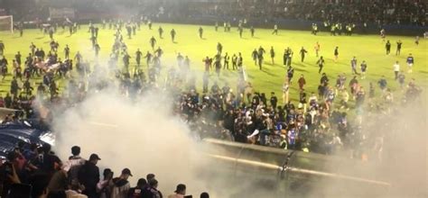 Indonesia To Demolish Football Stadium Where Deadly Stampede Killed ...