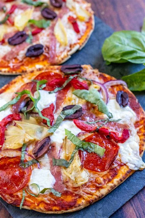 Italian Deli Flatbread Pizza Recipe - Kylee Cooks