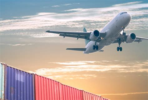 Fret aérien - avion cargo pour transport express