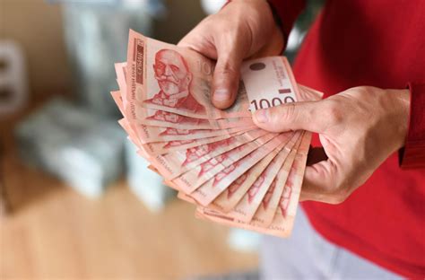 Za dva dana počinje isplata penzija: Evo ko prvi dobija novac - B92