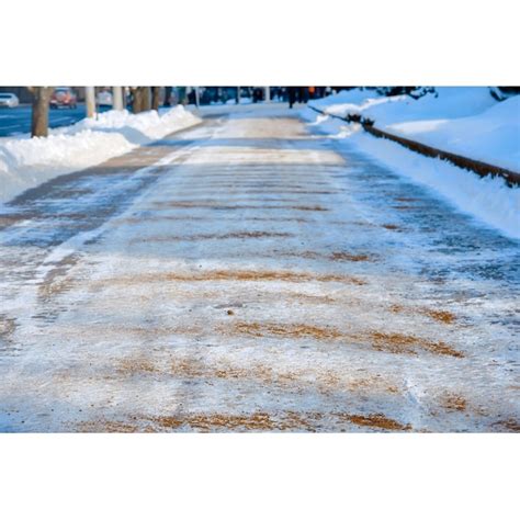 Anchorage Sand & Gravel 0.5-cu ft 60 Pound(s) Traction sand in the ...