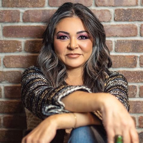 Bared to You (A Crossfire Novel): Day, Sylvia: 9780593641651: Amazon ...