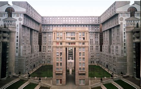 Ricardo Bofill; Le Palais d'Abraxas housing (Social Housing Scheme ...