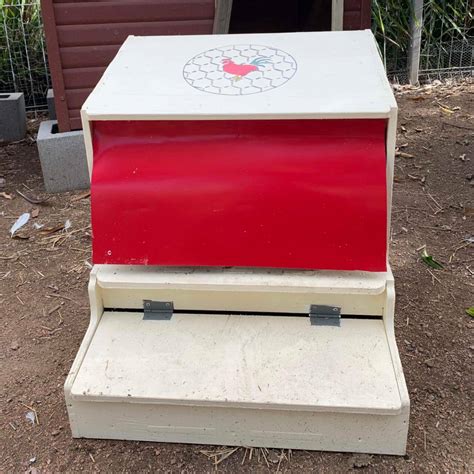 Chicken Nesting Boxes - Australian Made | Dine-A-Chook