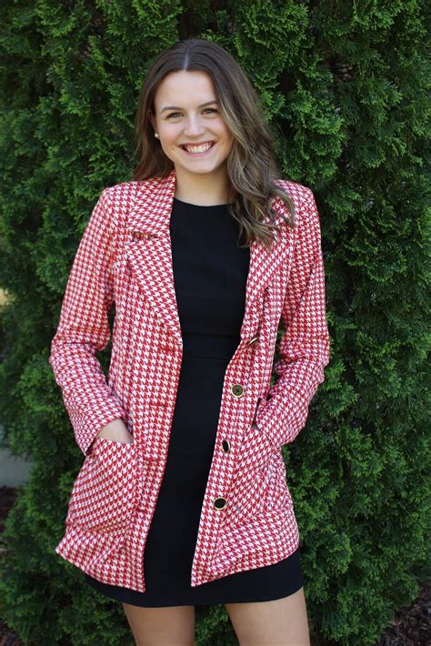 Colonel’s daughter travels throughout nation | Article | The United ...