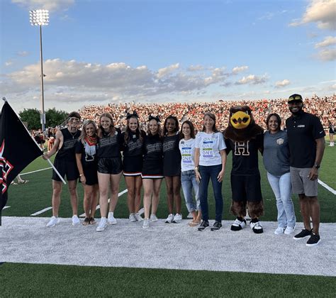Helping Hands Food Drive in Rockwall, TX | Toyota of Rockwall