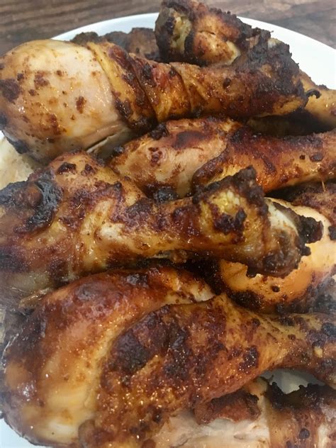 Easy Dry Rub BBQ Chicken Drumsticks - It's Everything Delicious
