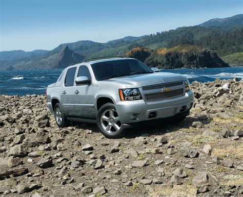 2012 Chevrolet Avalanche News and Information