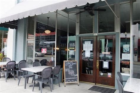 Restaurant App Using Bootstrap On Mobile 的图像结果