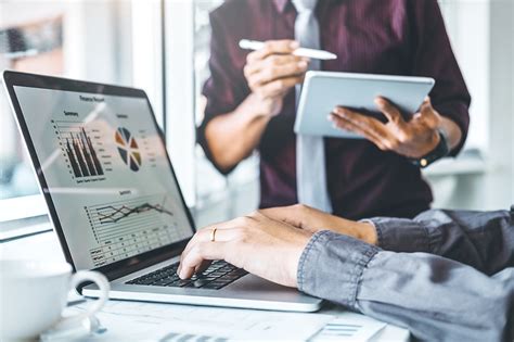 Mint Reviews 的图像结果