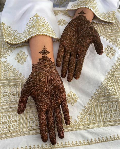 Pin by Uma on henna | Modern henna designs, Latest bridal mehndi designs, Mehndi designs for ...