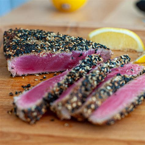 Seared Tuna Steak Recipe (How to Sear Ahi Tuna) - Joe's Healthy Meals