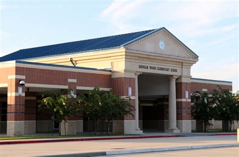 Home | Birnham Woods Elementary